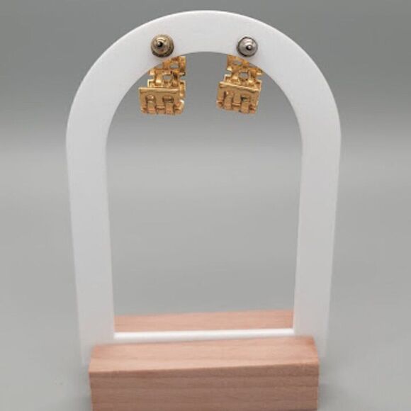 Vintage Mesh Link Mini Hoops - Picture 4 of 5